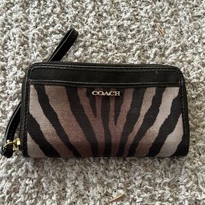 Coach Wristlet Animal zebra Print